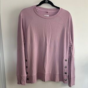 Market & Spruce Lavender Button-Accent Long Sleeve Top